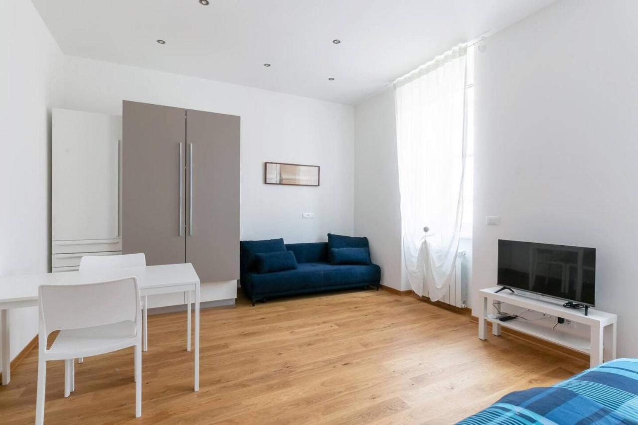 ~ Cozy Apartment ~ City Center Train Station Триест Екстериор снимка